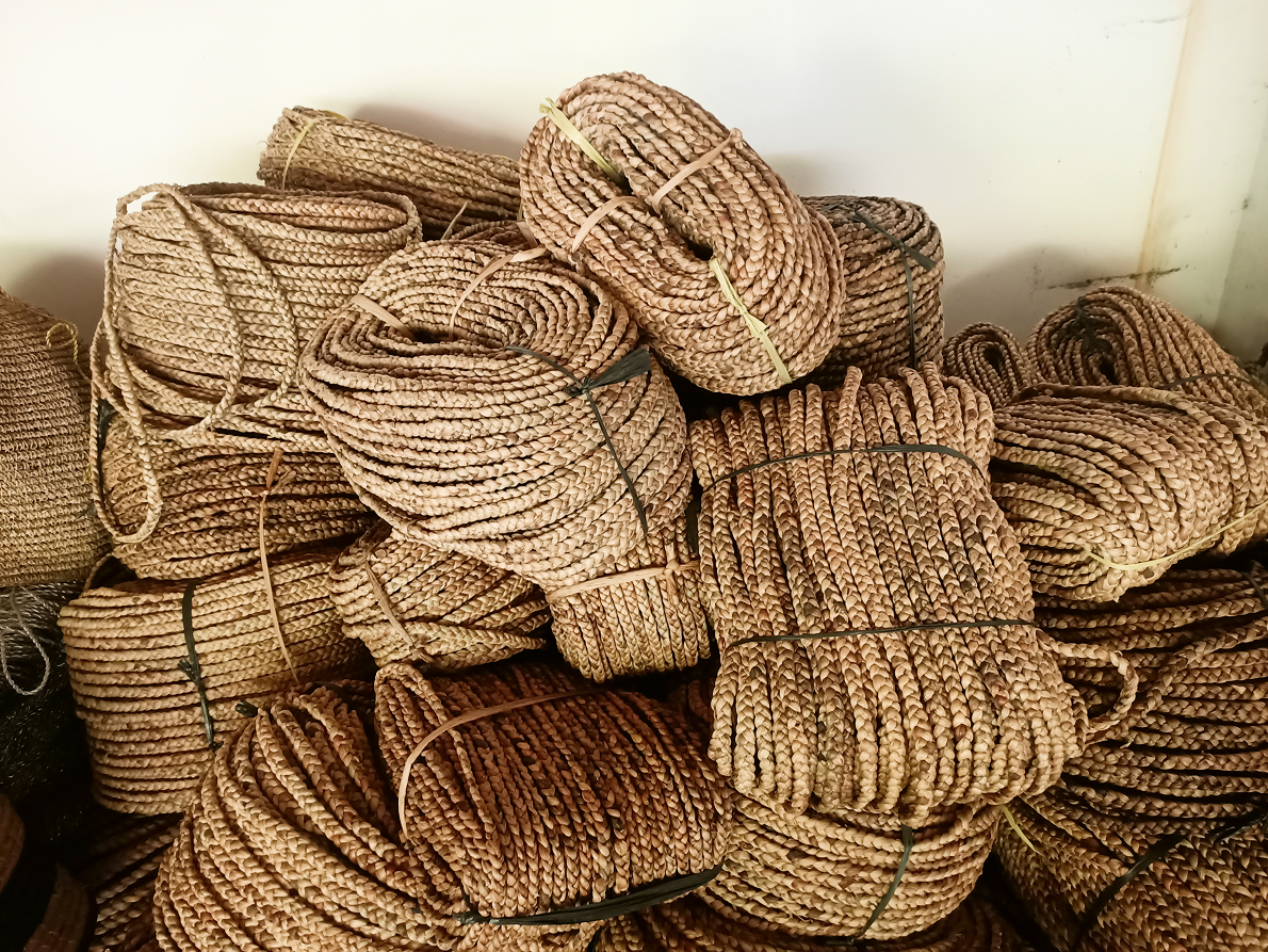 Natural Water Hyacinth | Murakabi Craft