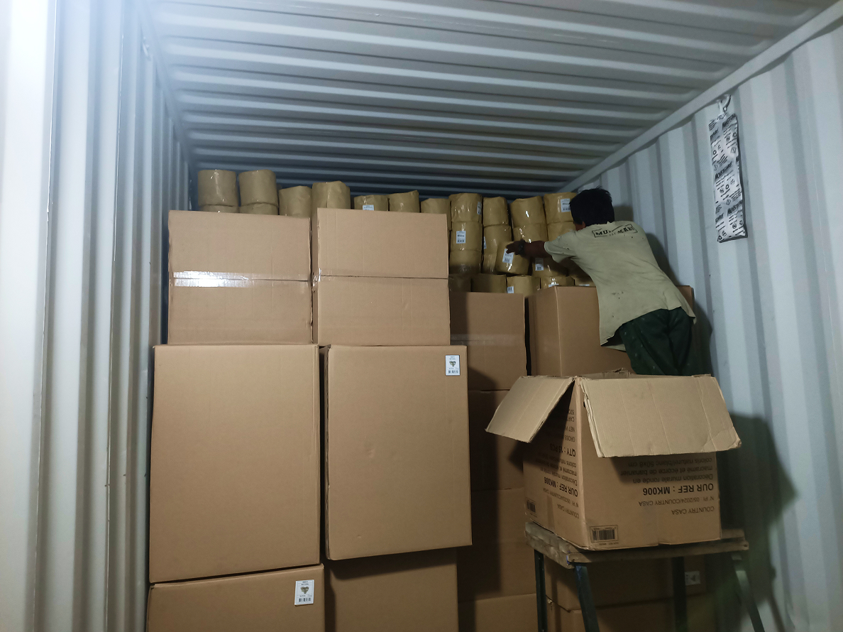 Container Loading | Murakabi Craft