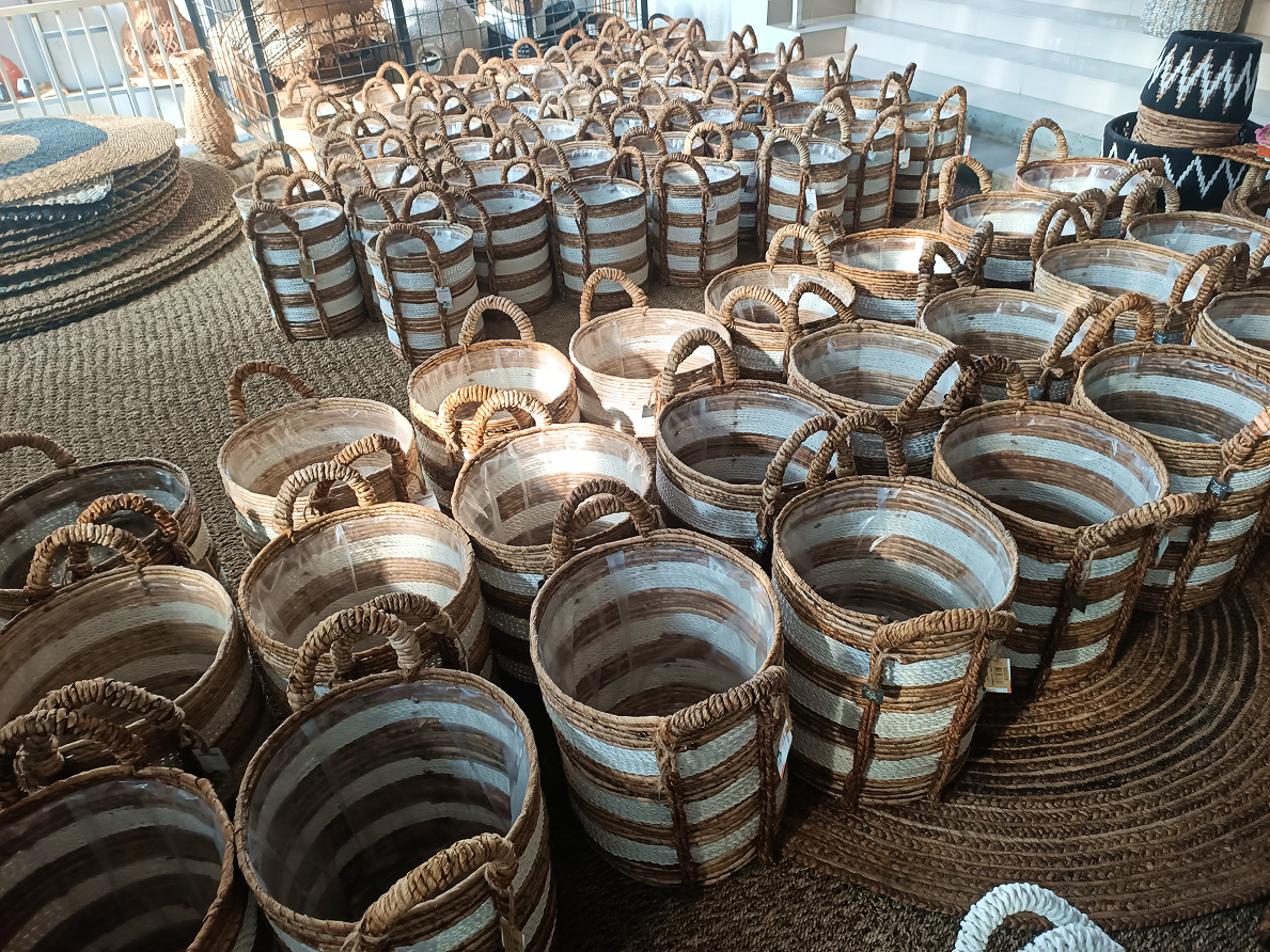 Packing work | Murakabi Craft