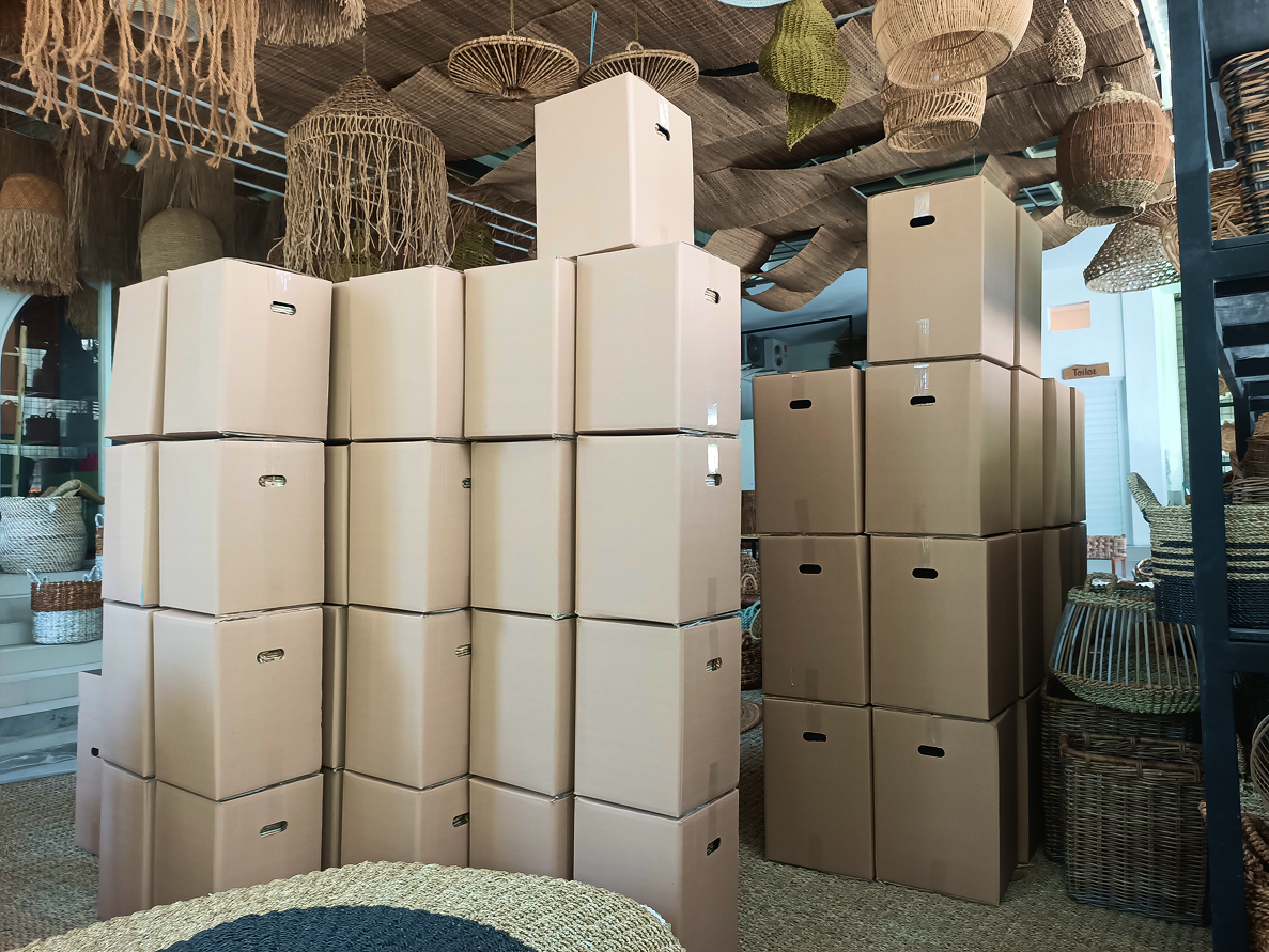 Packing work | Murakabi Craft